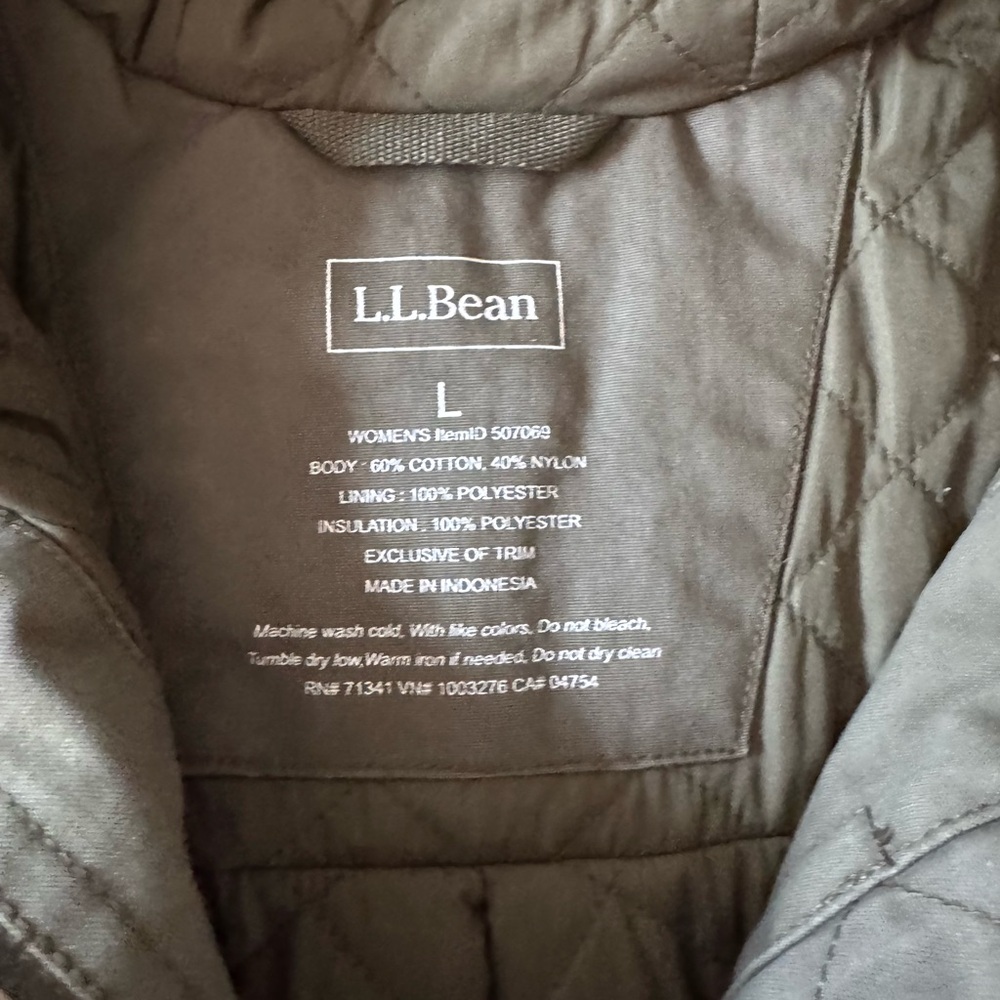 L.L. Bean Women's Heavy Thick Water resistantQuilted winter Coat Army Green EUC - Picture 2 of 10